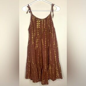 Elegant Gold Patterned Mini Dress